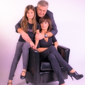 Marcel s manželkou Petrou a dcerou Emilkou